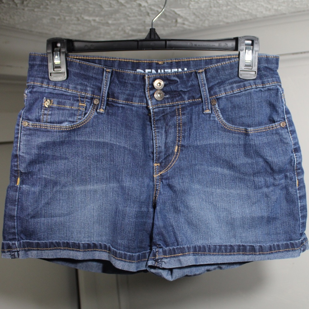 Denizen from Levi’s shorts